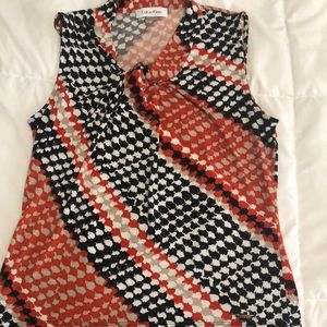 Professional blouse sleeveless